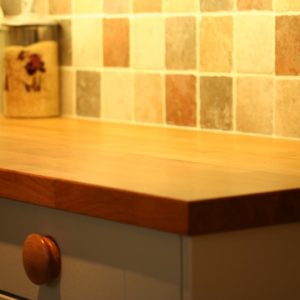 Milbourne-Shaker-Sage-Oak-Worktops-13