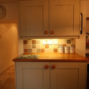 Milbourne-Shaker-Sage-Oak-Worktops-4