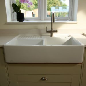 Ceramic-belfast-sink-and-Franke-Minerva-kettle-tap