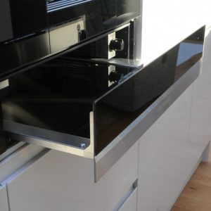 warming drawer installed under the built in cooker