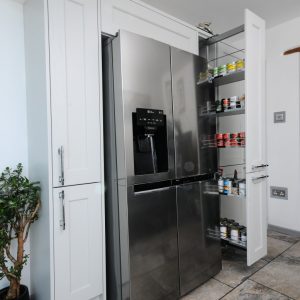 Larder-with-Pull-Out-Storage