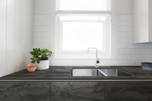 dekton-kitchen-radium